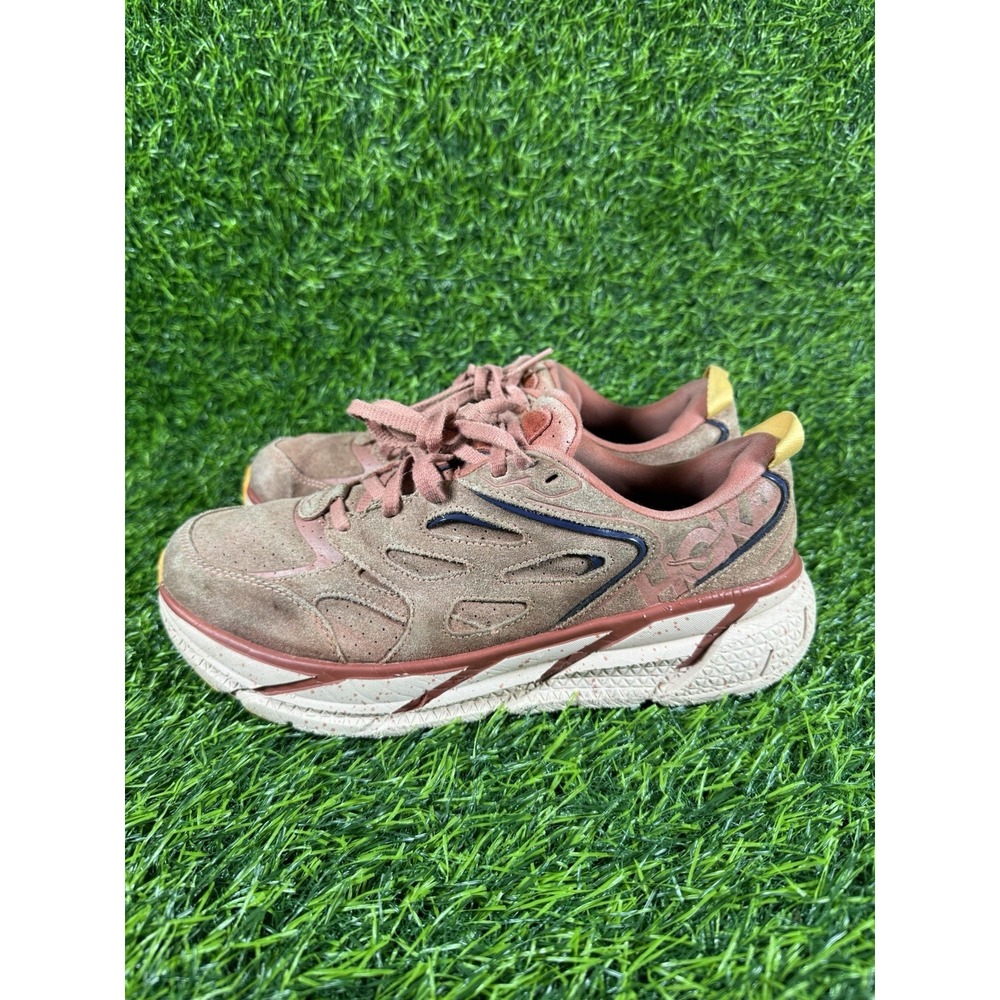 New Hoka  U Clifton L Suede Hot Sauce Women's Running Shoes. Size 10.5